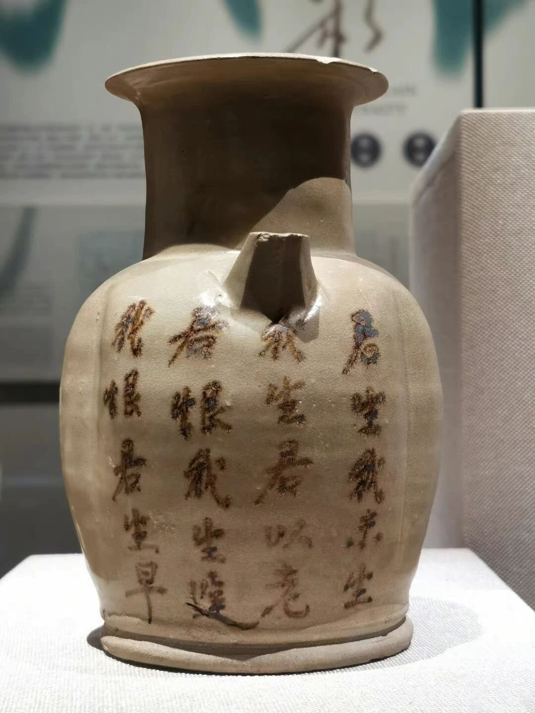 记录者[超话] 闲话唐代是一个民风开放、社会宽容、人格觉醒的朝代，不仅诗歌传播方