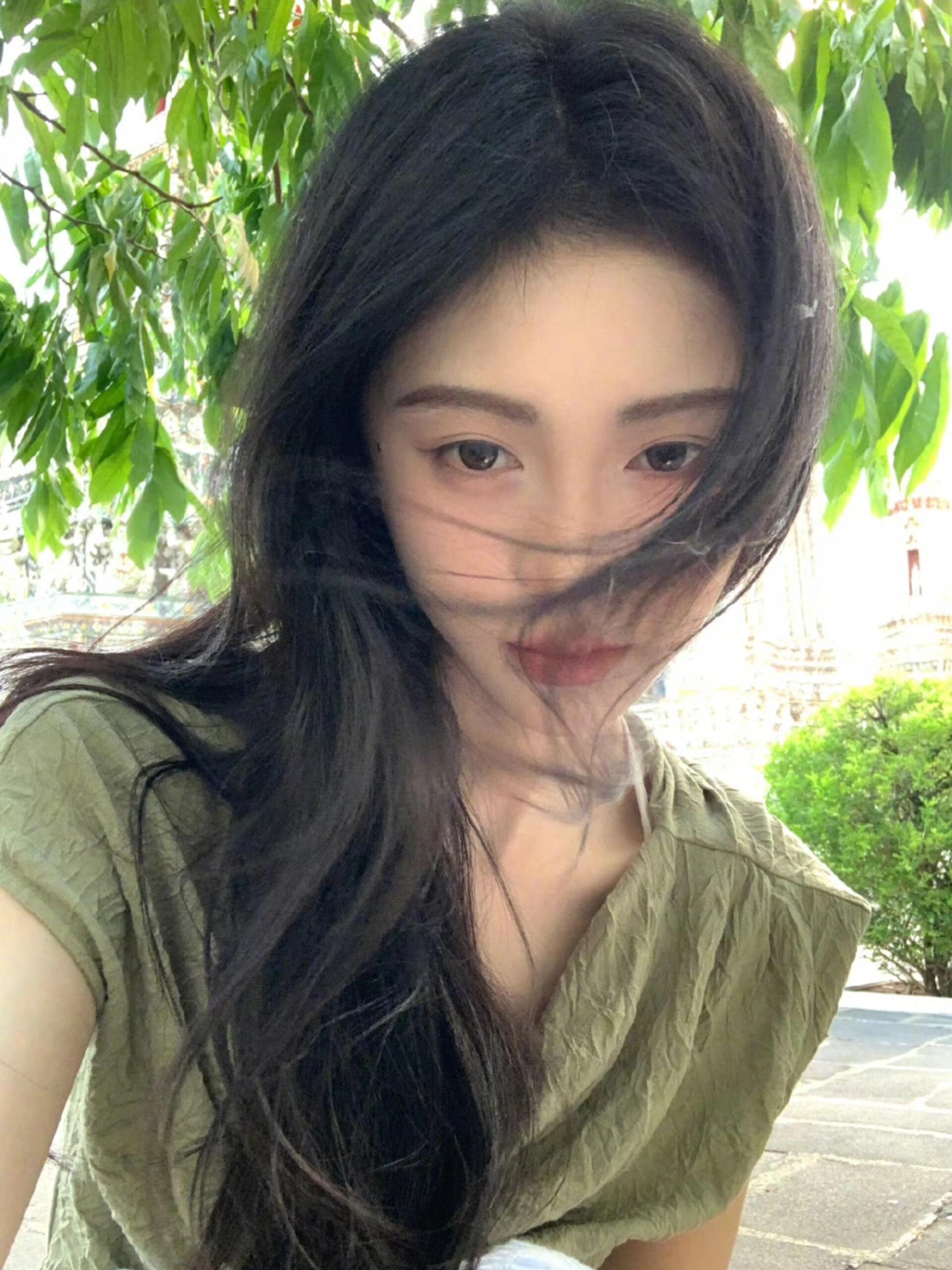 鞠婧祎工作室声明鞠婧祎工作室回应 女演员兢兢业业演戏，遇事大大方方回应，我们就等