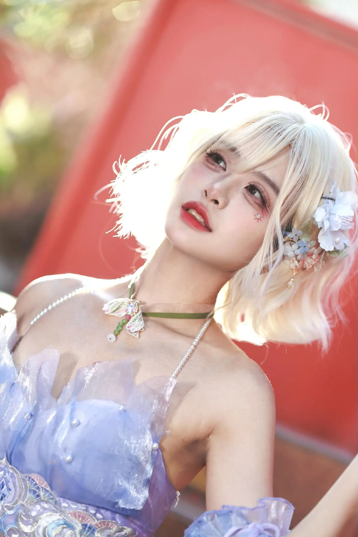 小美人鱼变成泡沫前的眼泪会变成珍珠吗。