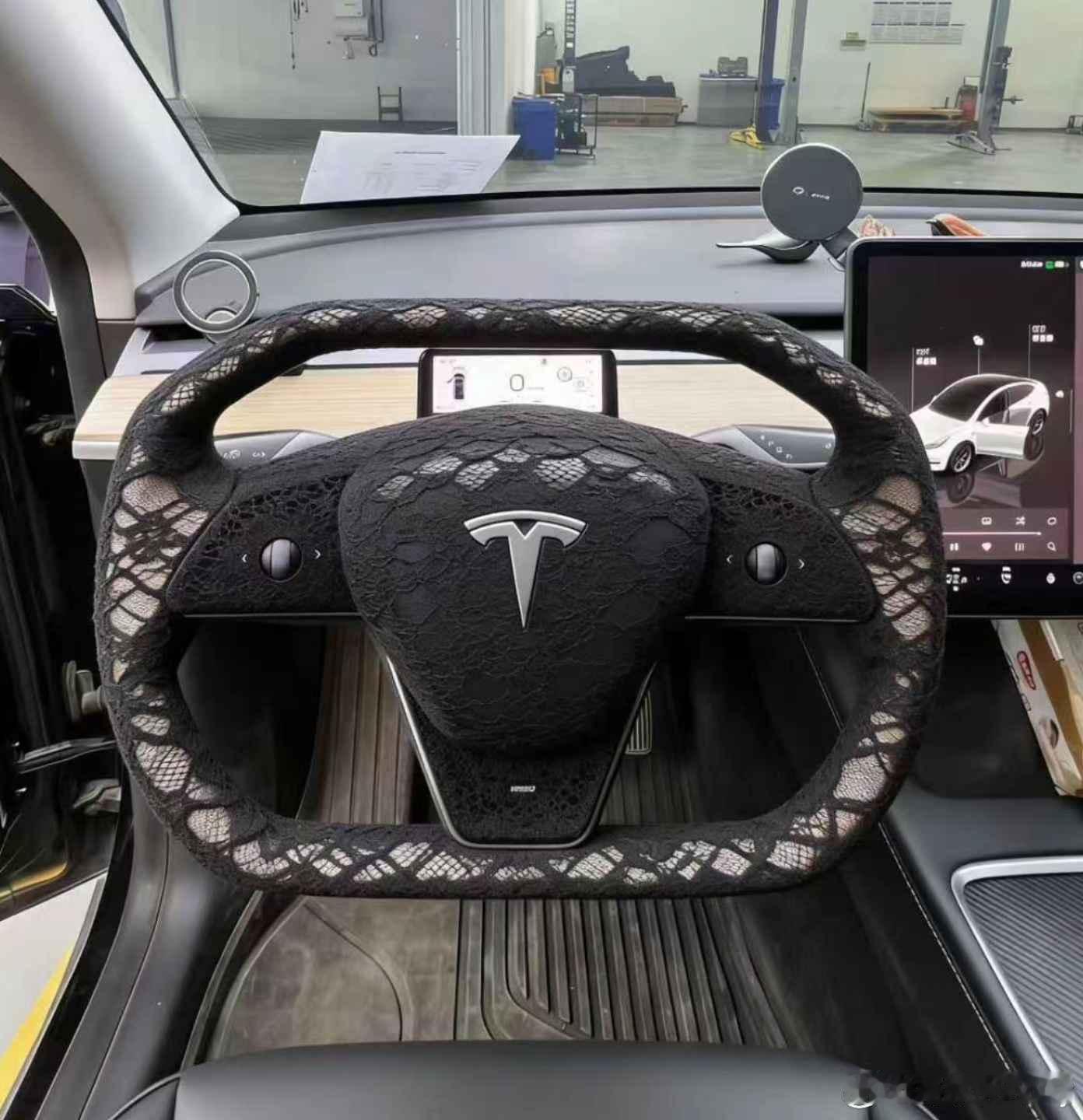 这特斯拉还改得不错 深圳