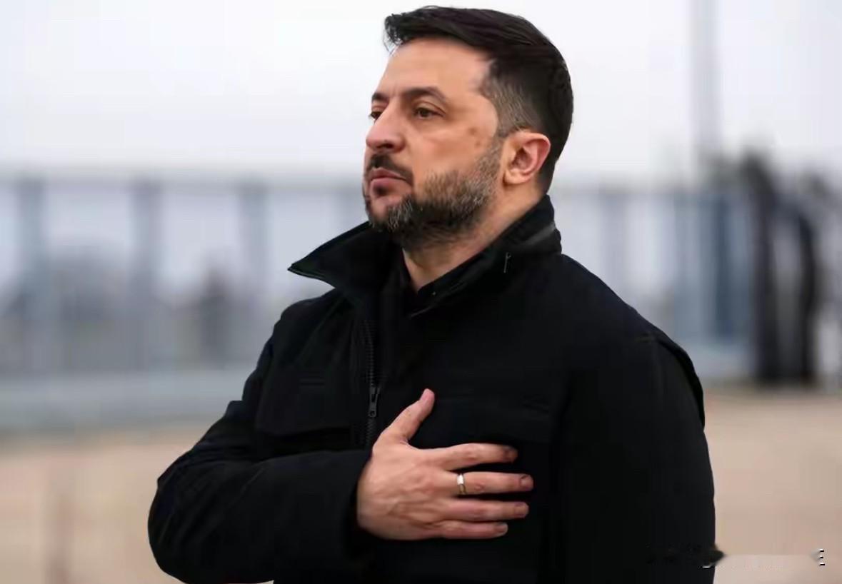 快讯 快讯
乌克兰总统泽连斯基发话了
当前乌克兰的能源形势非常严峻，供电供暖系统