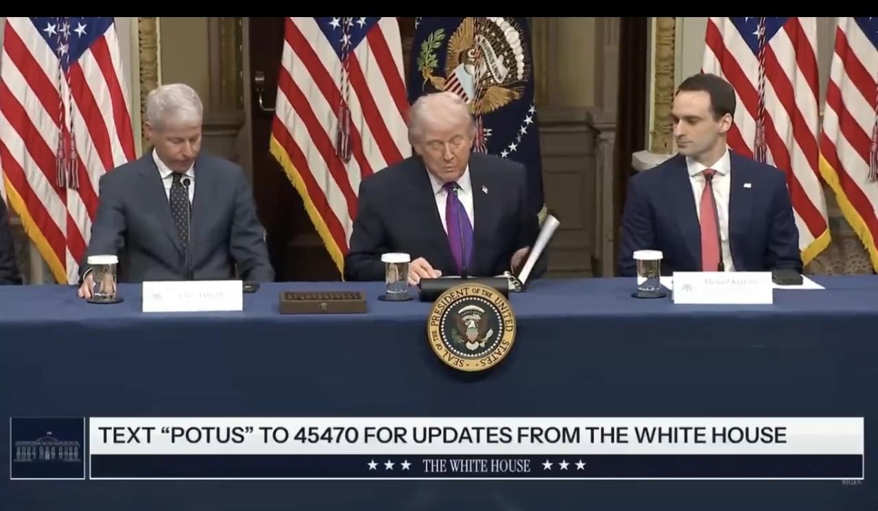 特朗普：现在是激动人心的时刻。毫不夸张地说，我们在前线进展非常顺利。有人问我，如