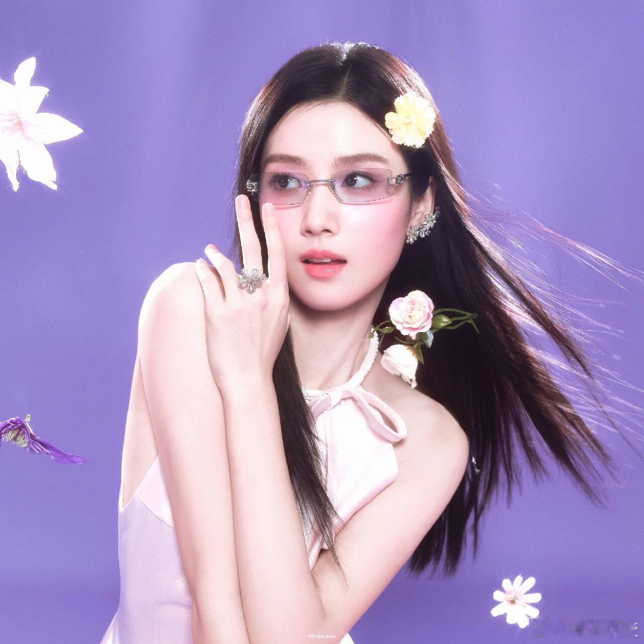 卢昱晓  卢昱晓头像分享｜🍇🌸卢昱晓｜ 