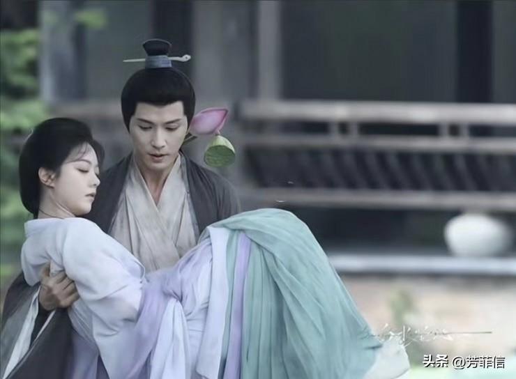 前两年还在和欧阳娜娜演情侣，如今直接和赵今麦演父女，徐正溪的戏路也是让人琢磨不透