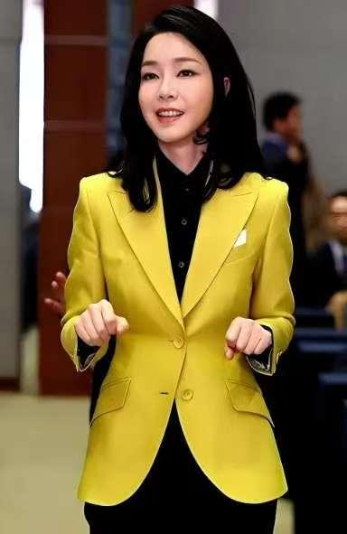 金建希失望了，本以为本月18日，自己的丈夫尹锡悦就要获得自由了！按照此前的情况来