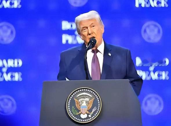 美国这次最大的失误，是以为自己回血快，可是没想到，伊朗回血比美国还快。美国上下普