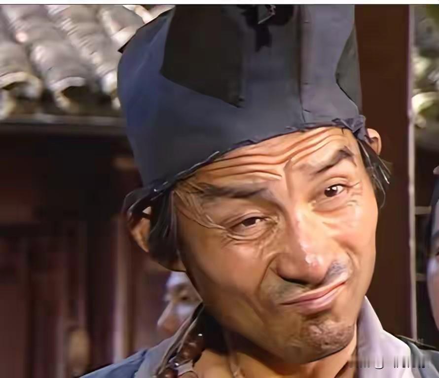 “济公”游本昌生平
 
游本昌，1933年出生于江苏泰州，国家一级演员、国家话剧