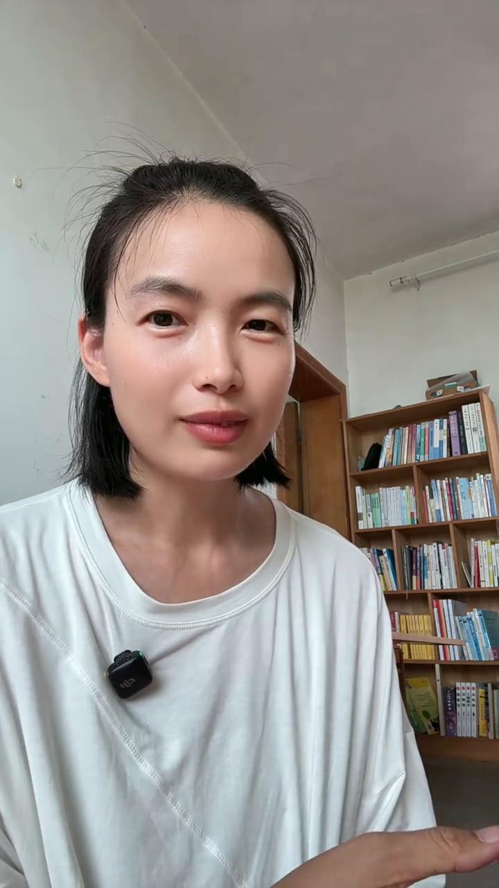 习惯性依赖。
小学阶段最需要培养的习惯不是学习习惯。很多家长听到这句话可能会反驳
