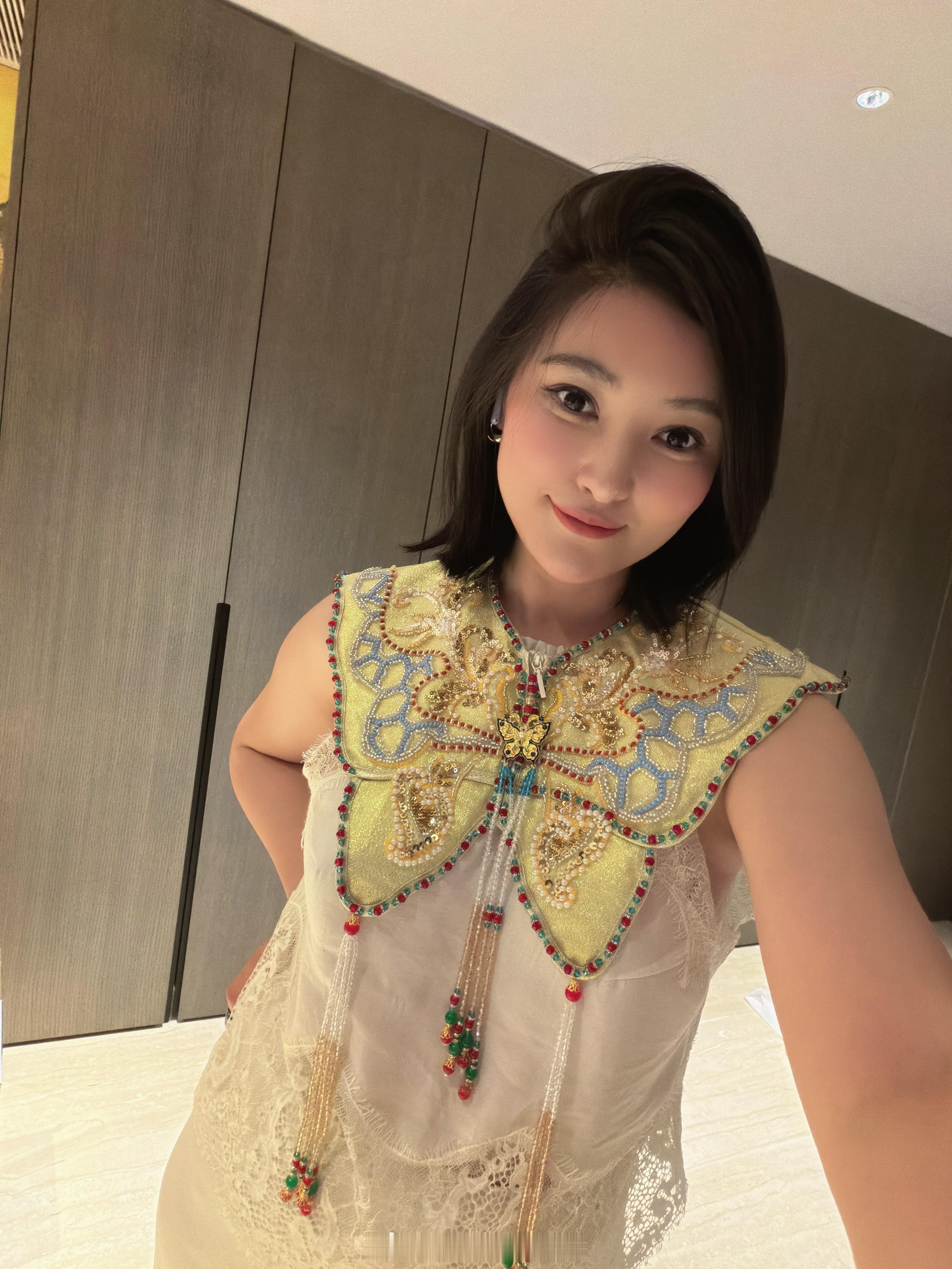 试三个云肩 1、2、3哪个好看