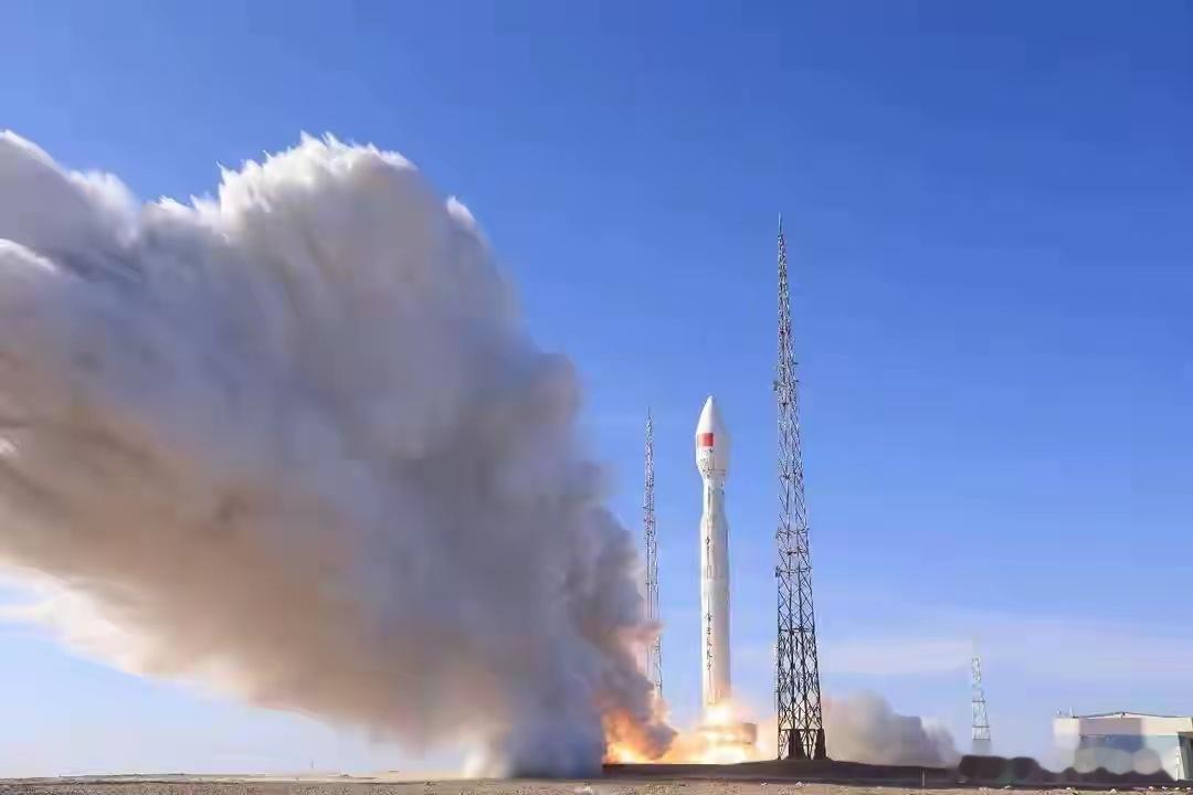 硬核突破！力箭一号一箭九星发射成功今日12时3分，力箭一号遥十一运载火箭于东风商