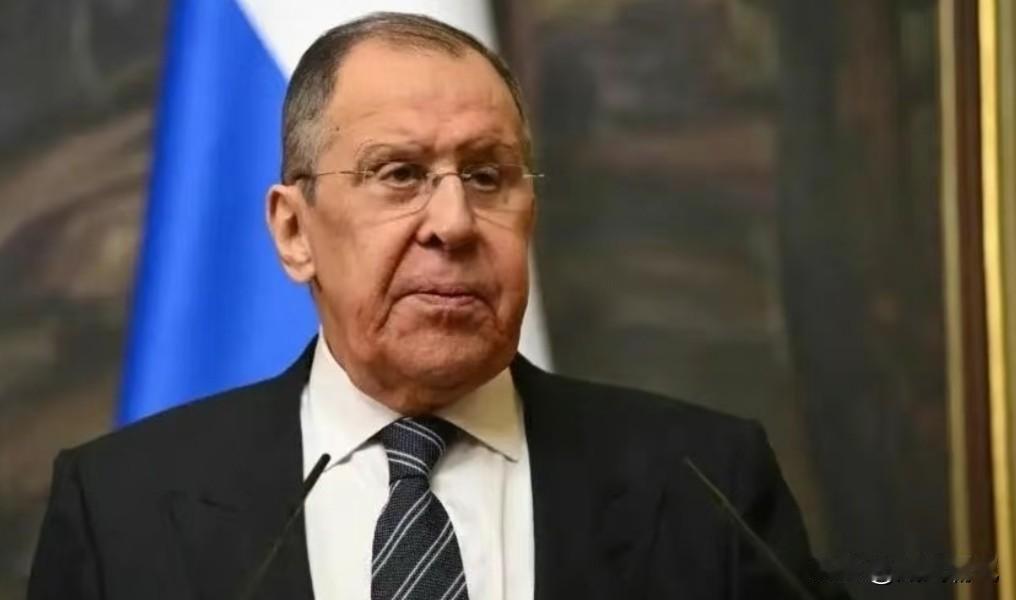 俄罗斯外长拉夫罗夫在当地时间4月18日安塔利亚外交论坛上直言不讳："当年在需要承