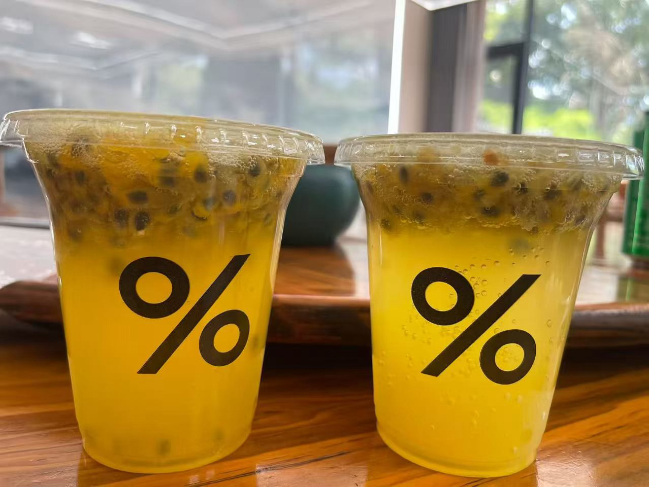 这杯百香果怎么可以这么好喝 