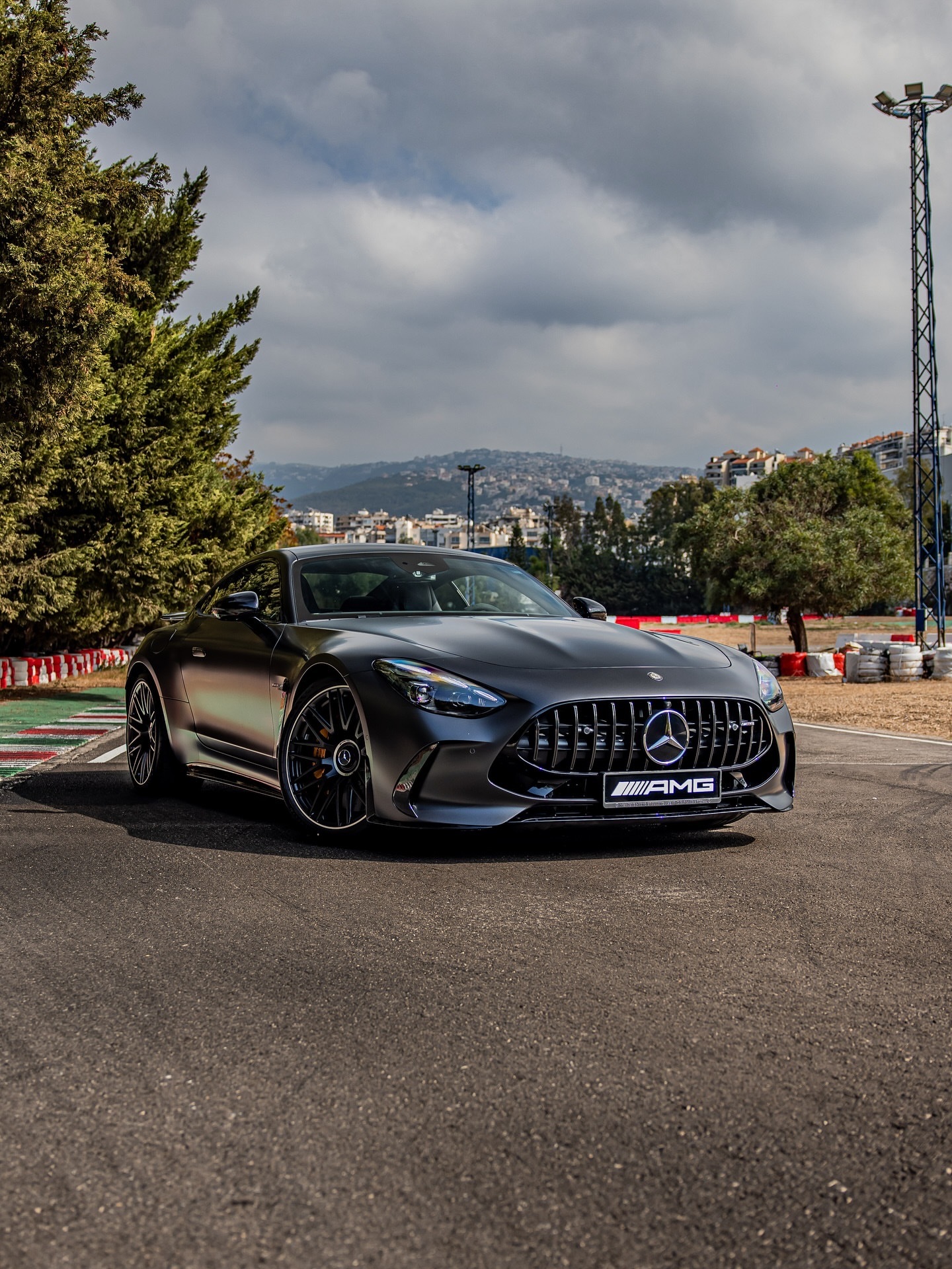 从其精心雕琢的外表到精心打造的内饰：梅赛德斯-AMG GT 63 S E PER