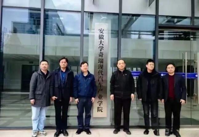 安徽大学能追上合工大汽车制造专业吗，和奇瑞合作确实建学院不错，奇瑞现在销量非常牛