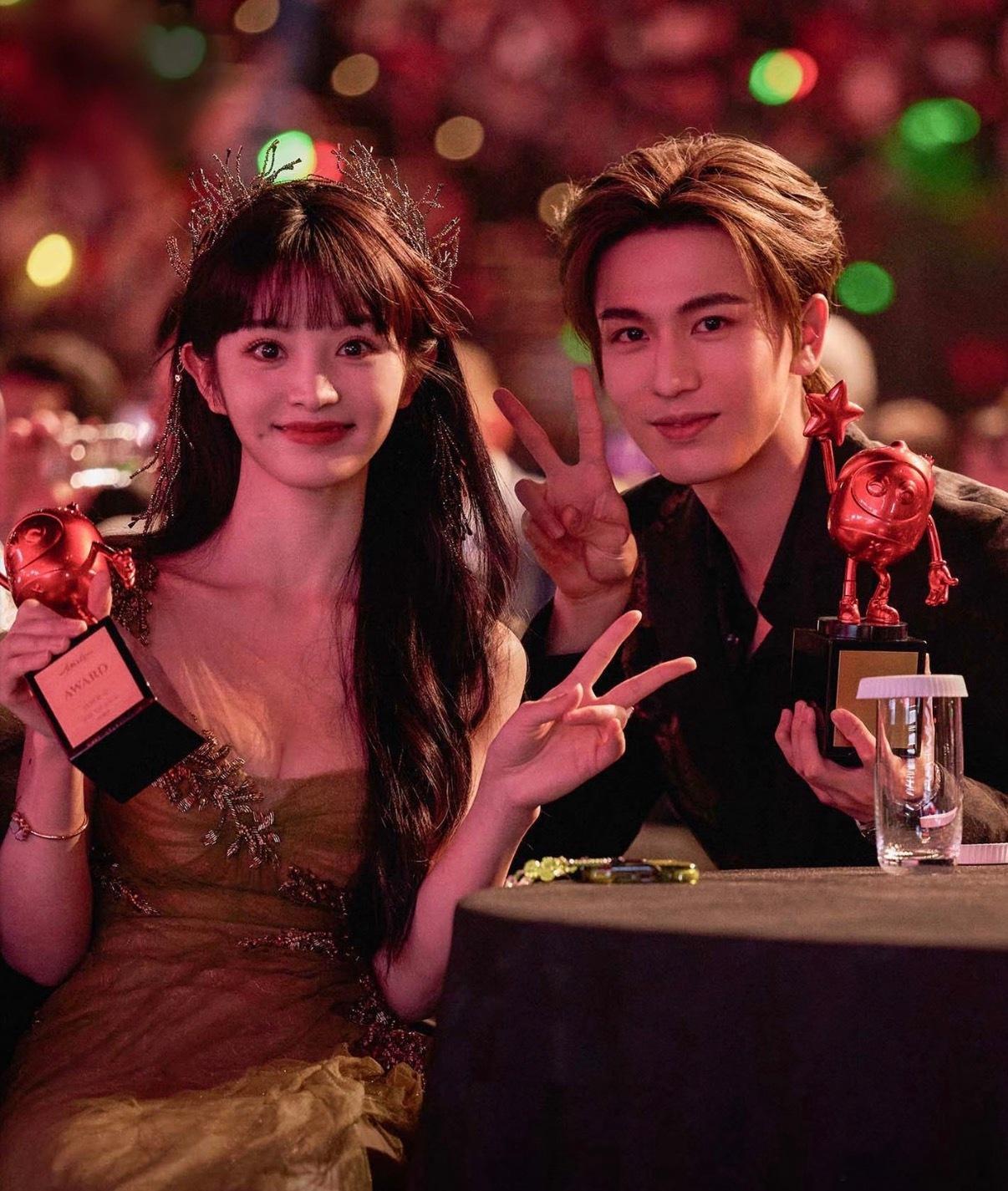 逐玉网友有偿求经纪人接吻直拍就这个恨海情天爽！逐玉逐玉网友有偿求经纪人接吻直拍，