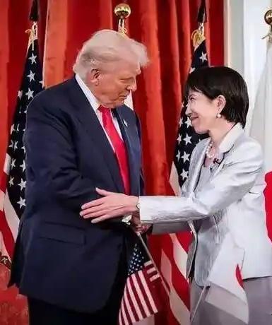 日本未来想摆脱美国影响，难如登天。美国对日本的控制那叫一个深入骨髓。政治上，20