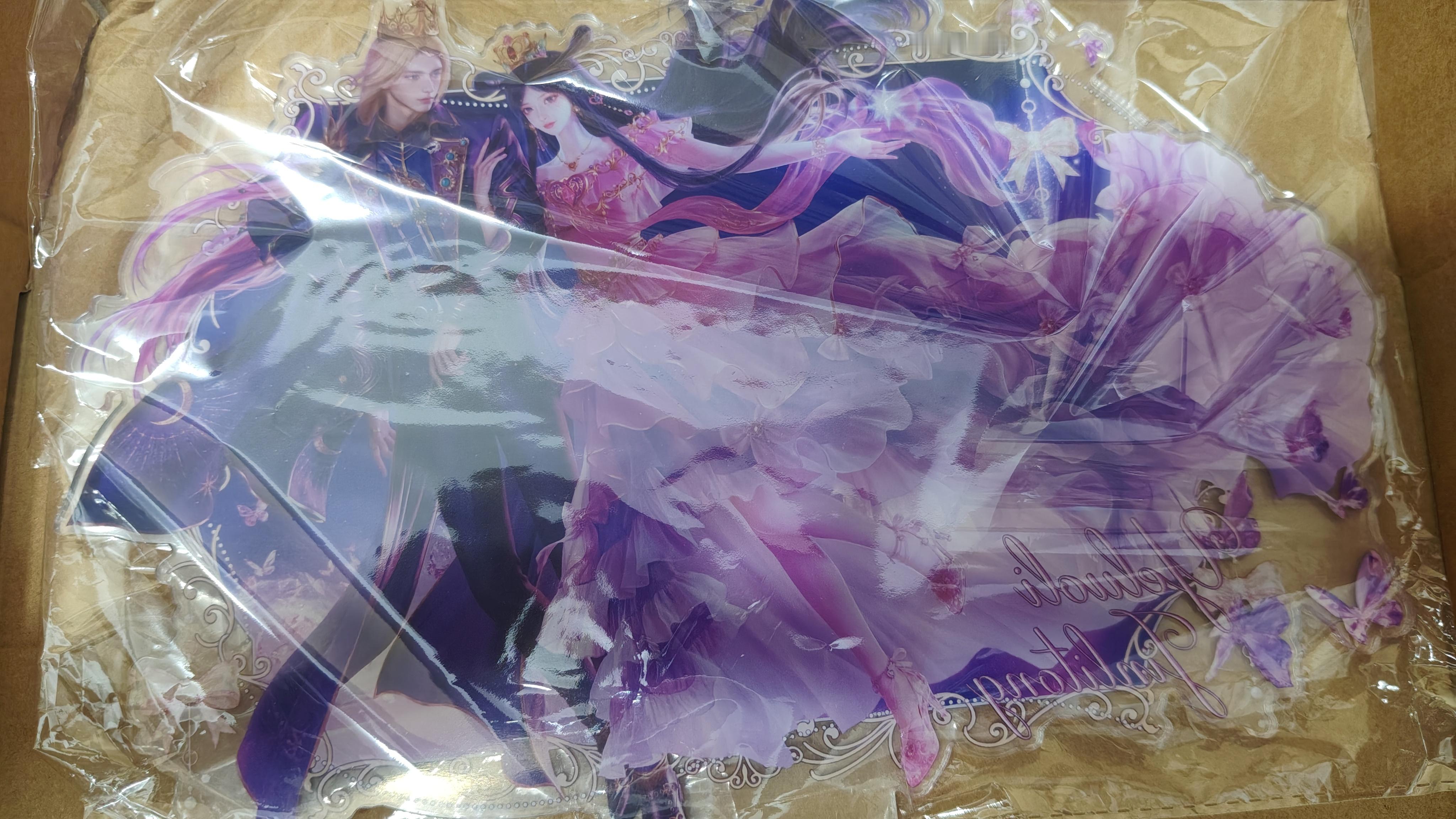 论金罗管理组出周边的速度有多慢，我都戒周边好久了，才收到不知道啥时候买的周边，估