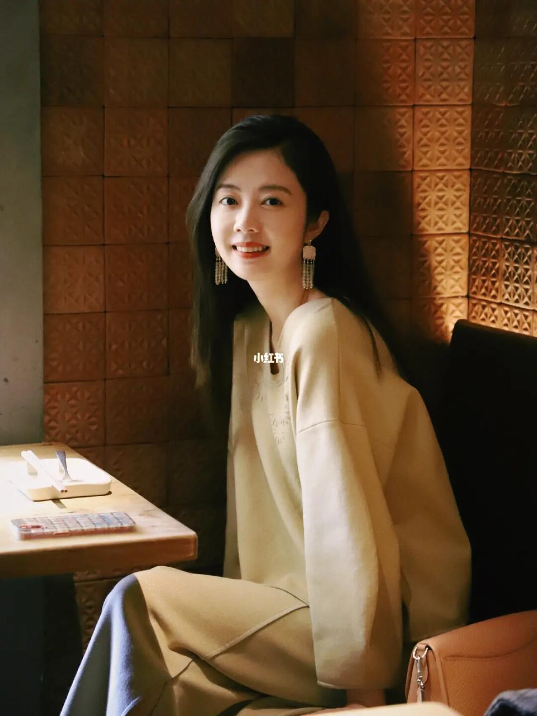 你必须给自己非常大的爱和怜悯——