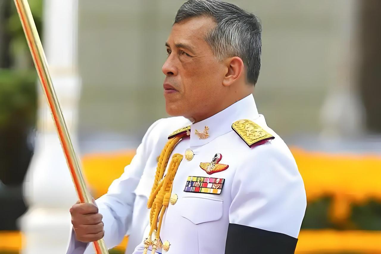 里程碑式访问！泰国国王踏访中国，共庆中泰建交50周年

在“中泰友谊金色50年”