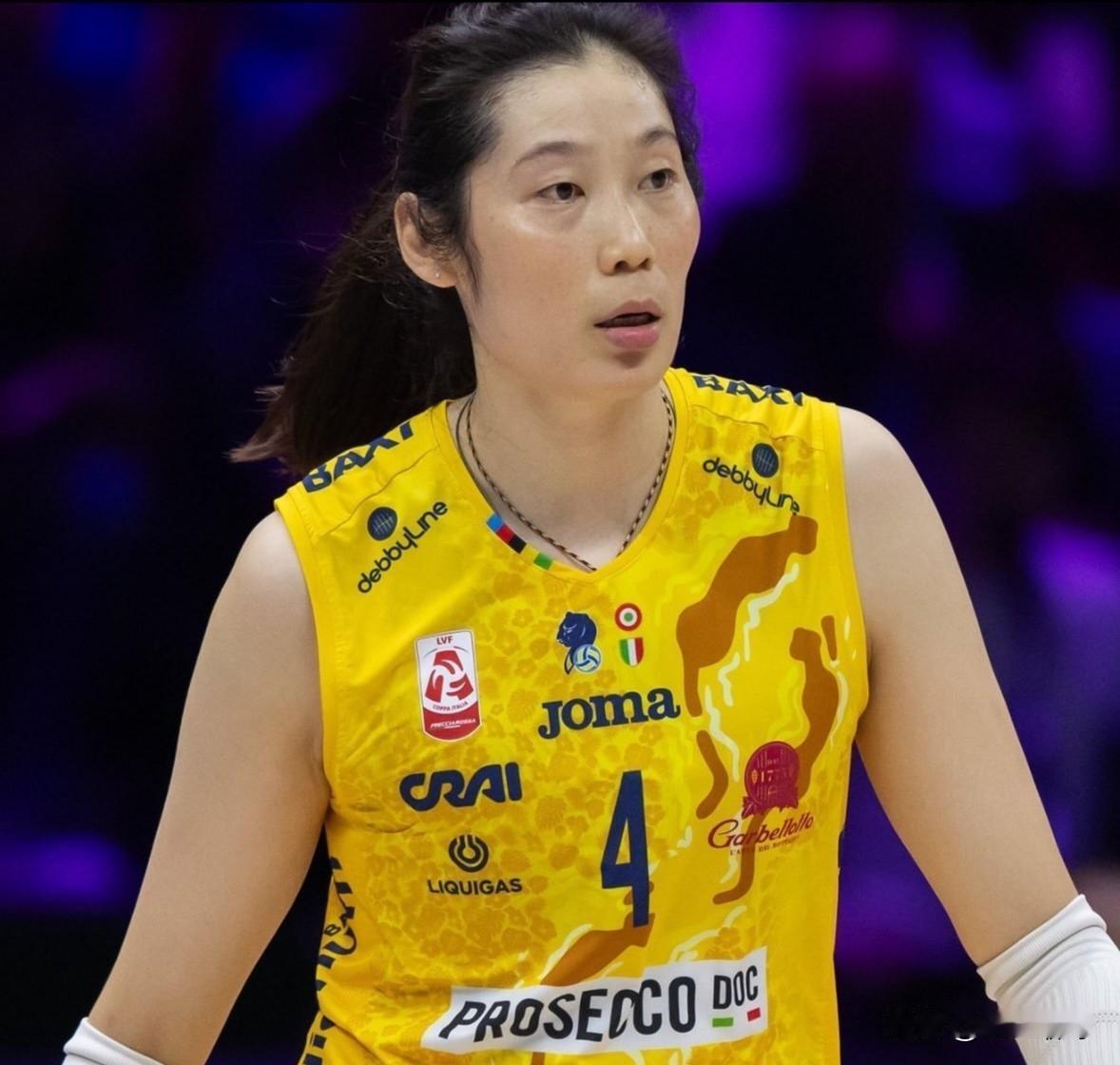 传：泽仁体育在新赛季阵容重组计划中，已与中国主攻朱婷达成签约协议。 ​​​​
