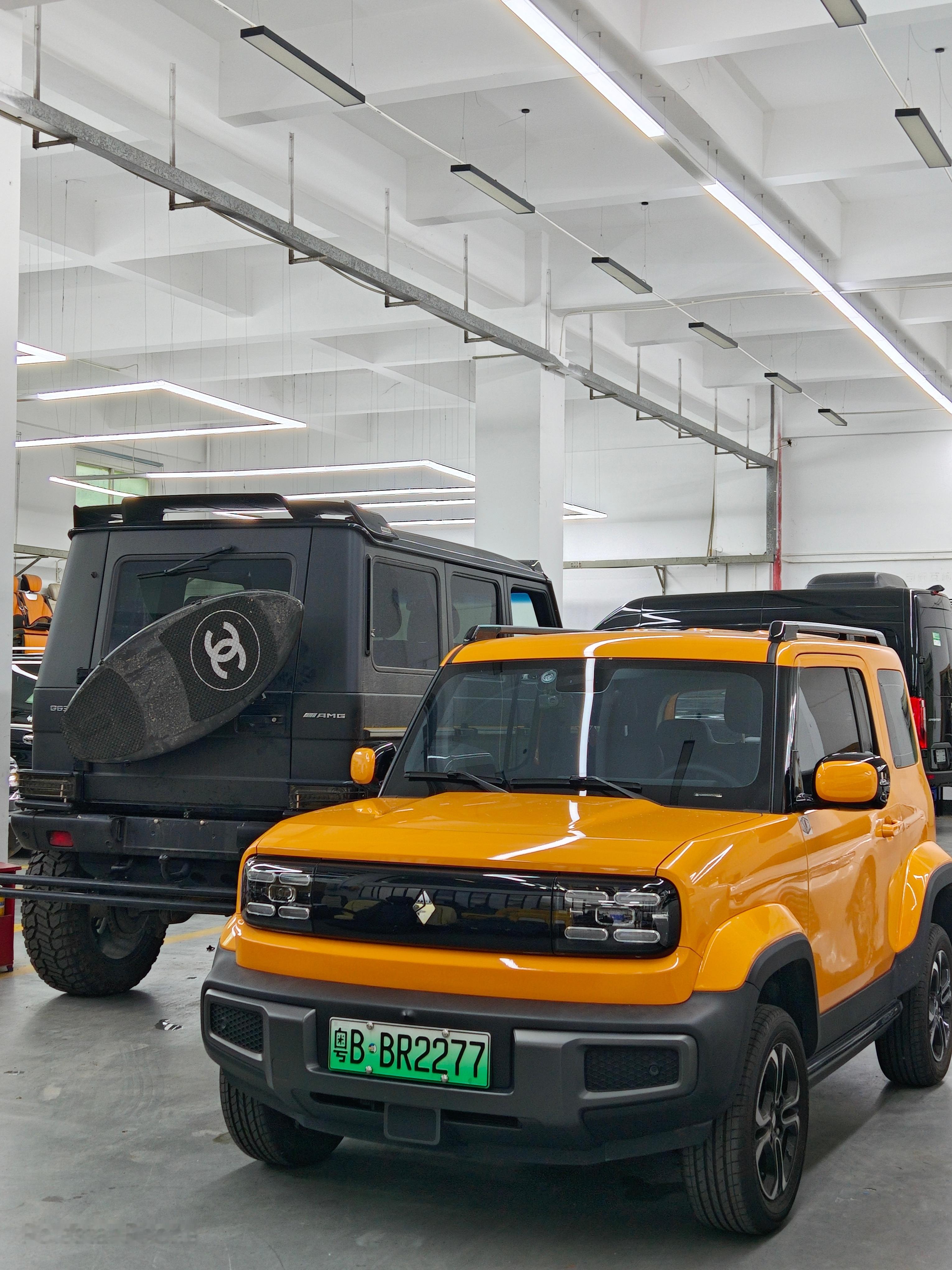 宝骏悦也大v聊车 宝骏最早做这类方盒子小车，其实在市区这车非常好用，停车方便，不