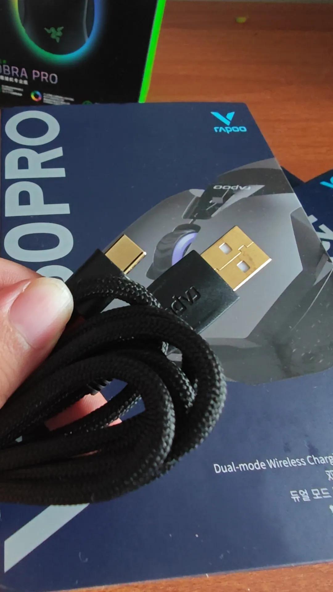 把黄金镀在数据线上，震惊到我了![灵光一闪]
为什么会有人在一根数据线上使用镀金