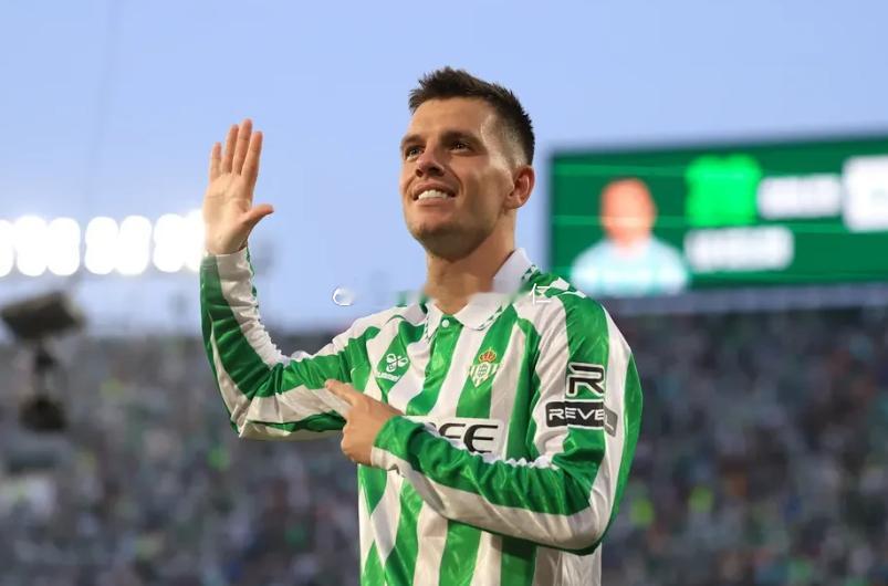 近期网络上有不少贝蒂斯球星洛塞尔索即将加盟迈阿密国际的传言，但据塞维利亚当地体育