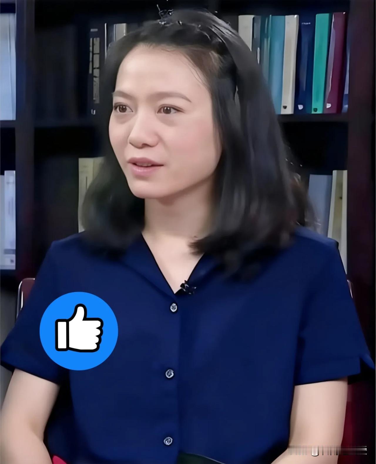 看你们还怎么说

翁帆自己交电费水费，还自己在深圳买了一个小房子。2000年，翁