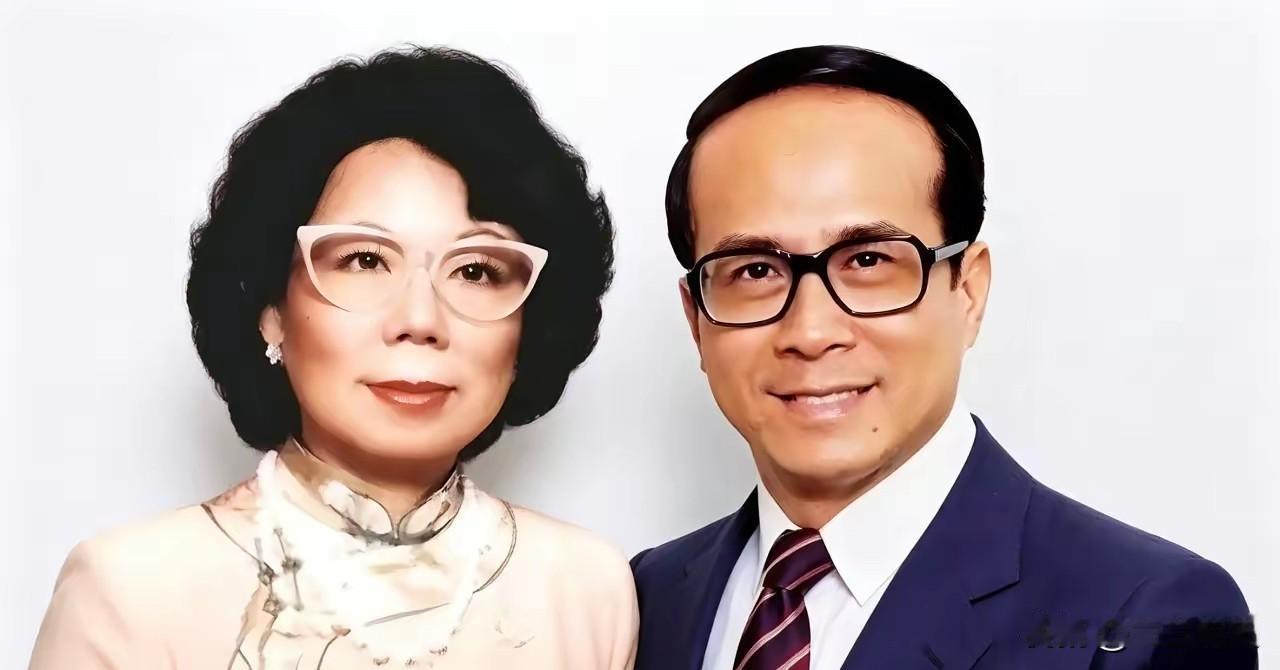 李嘉诚15岁爱上表妹，舅舅坚决反对，他拼了20年，35岁终于娶到她

李嘉诚15