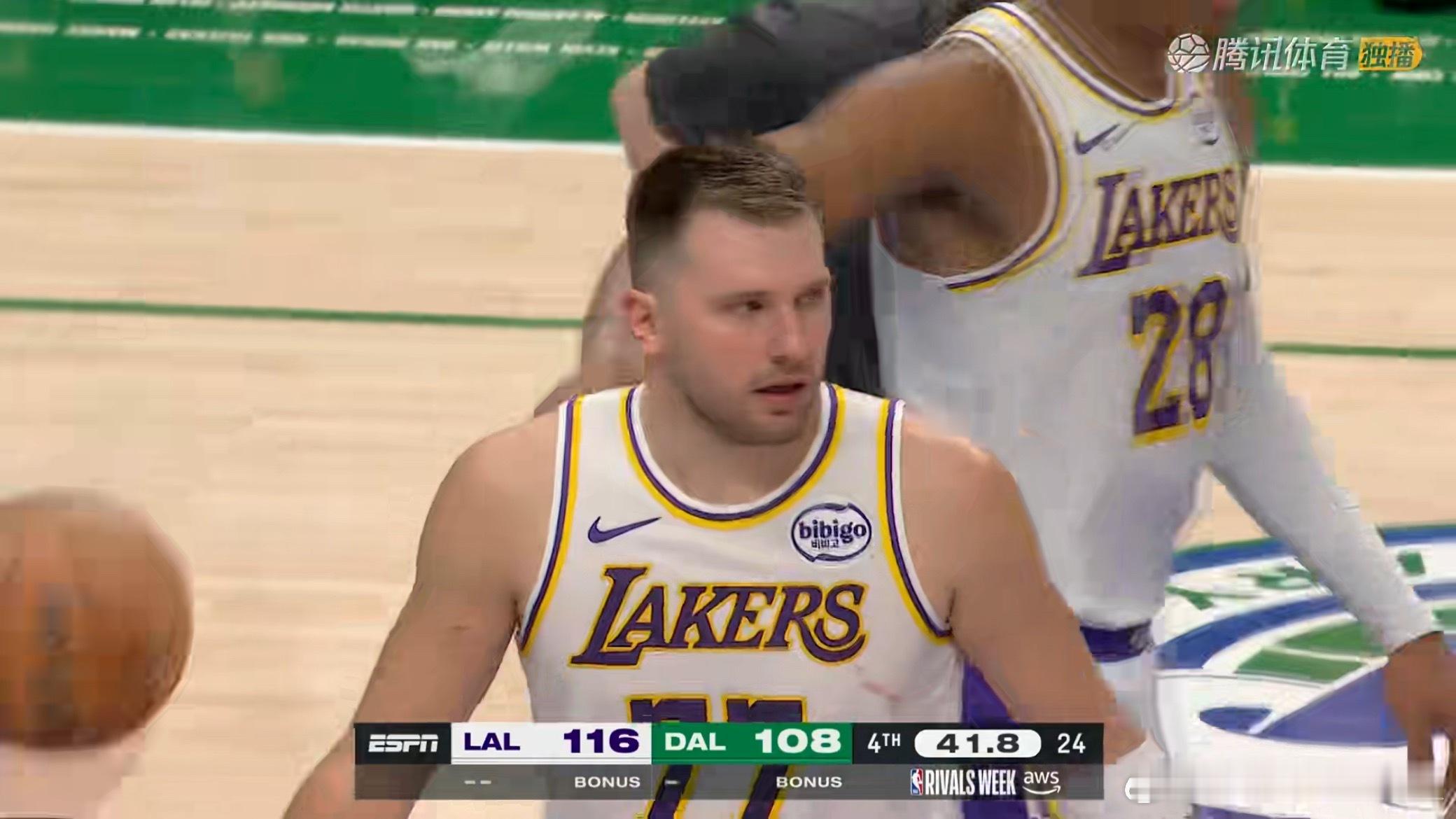 东契奇再来一攻一防，沉着冷静湖人vs独行侠