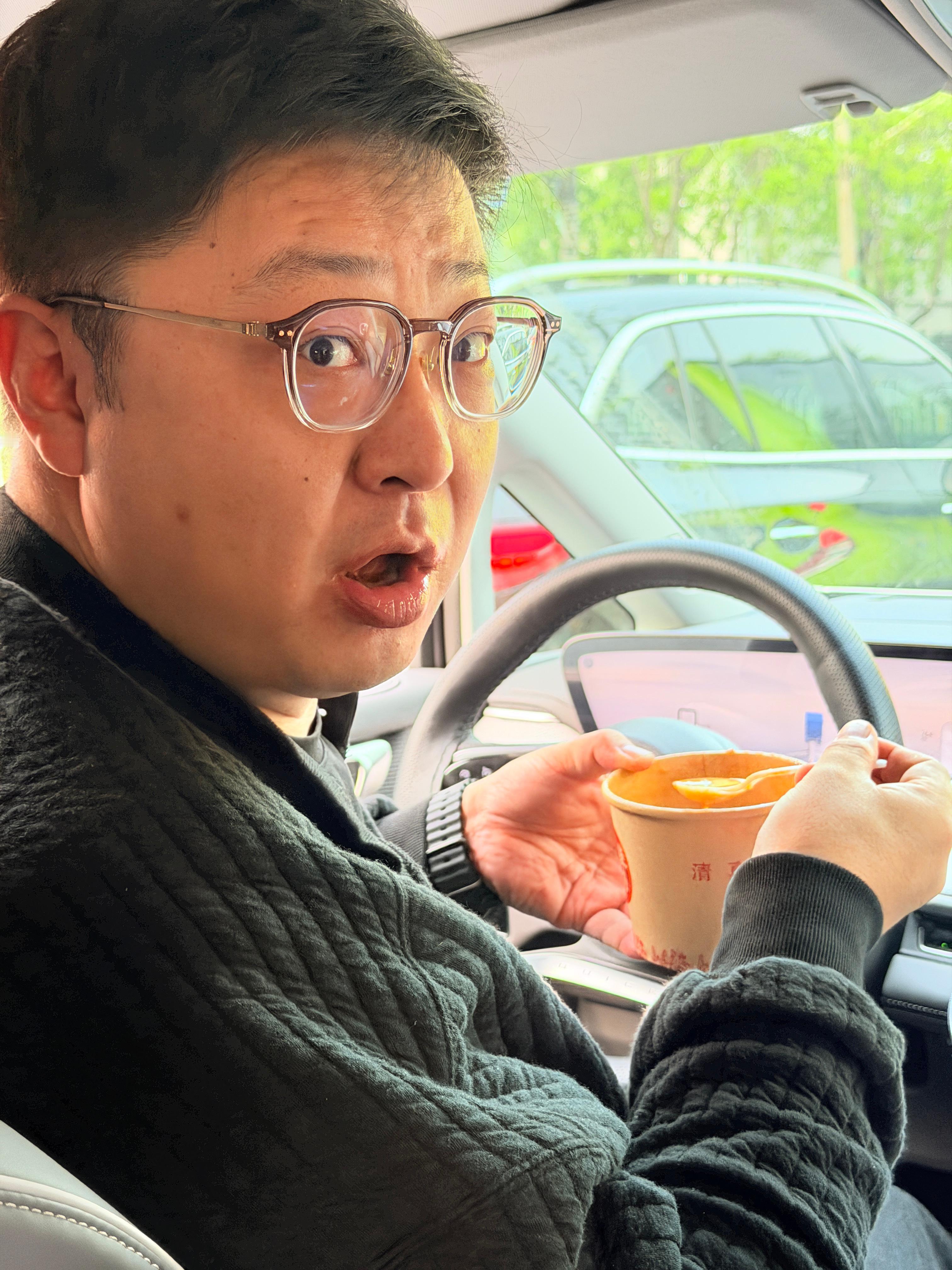 堵在路上🚧那就把早餐吃掉吧 北京