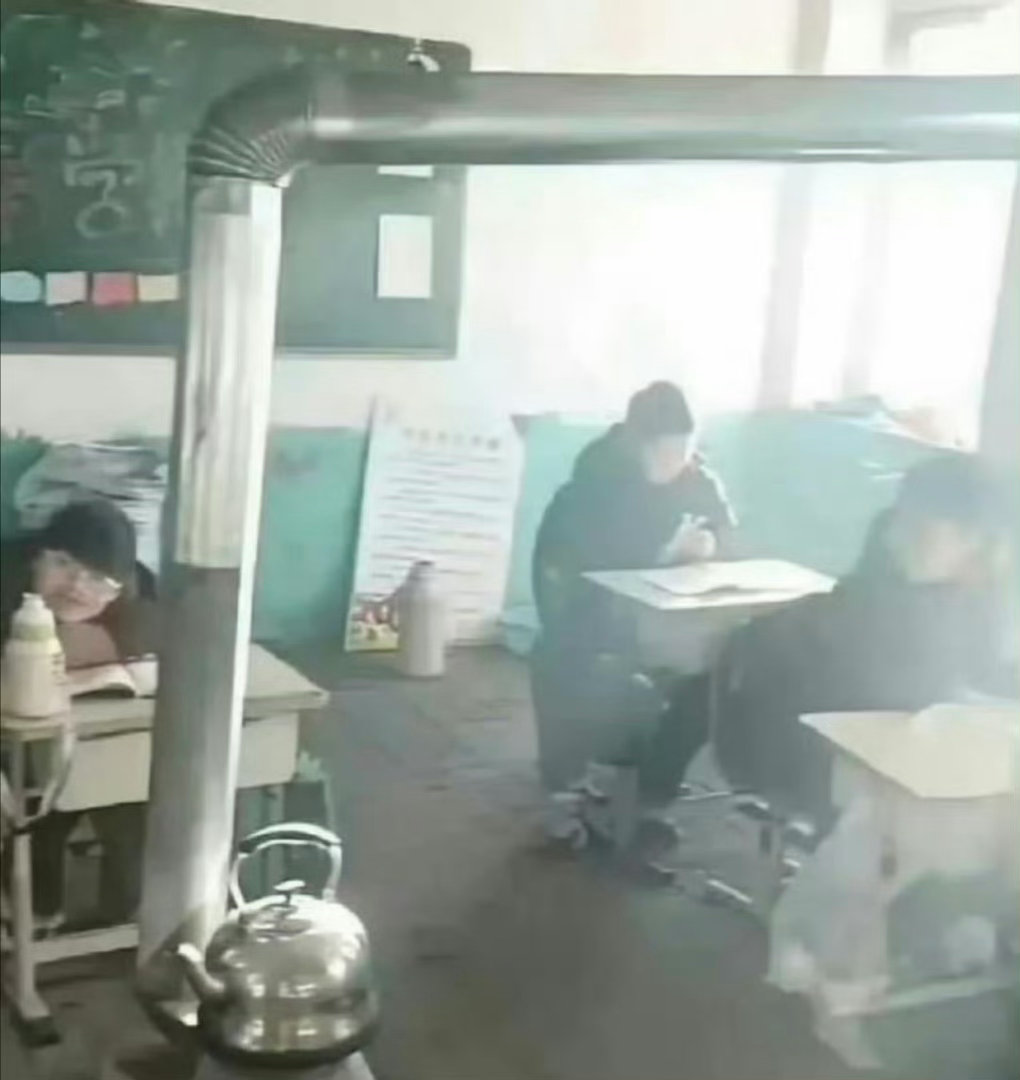 据说这是吉林某乡村小学，你敢信不  
