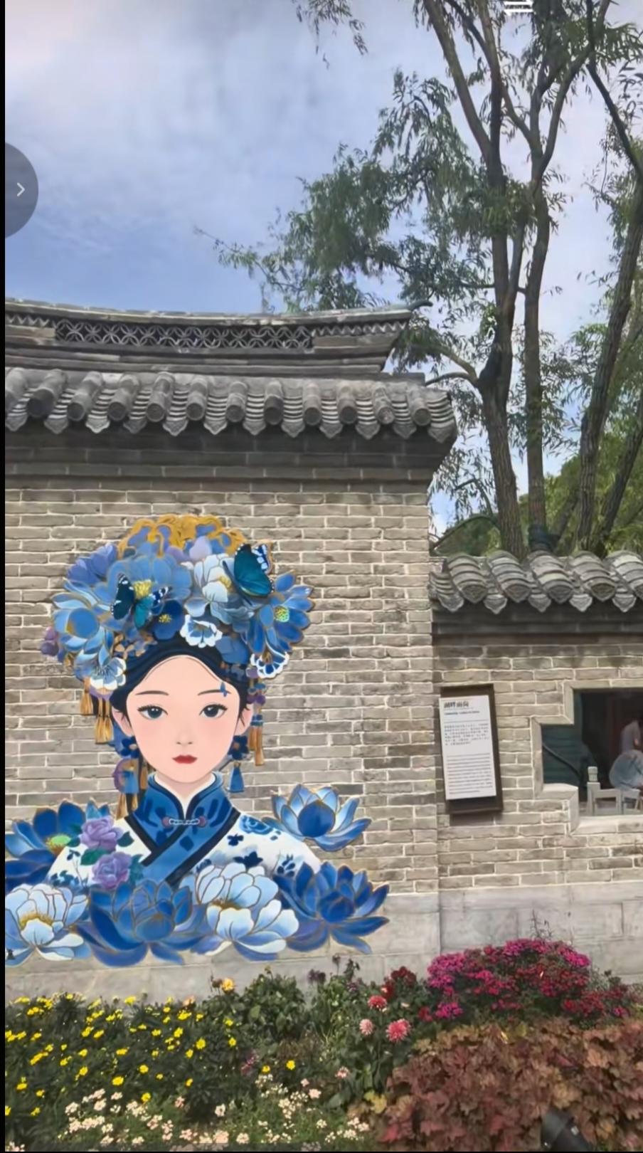 我终于明白济南为什么非要让夏雨荷代表济南的文化了，因为济南官方早就把夏雨荷当成了