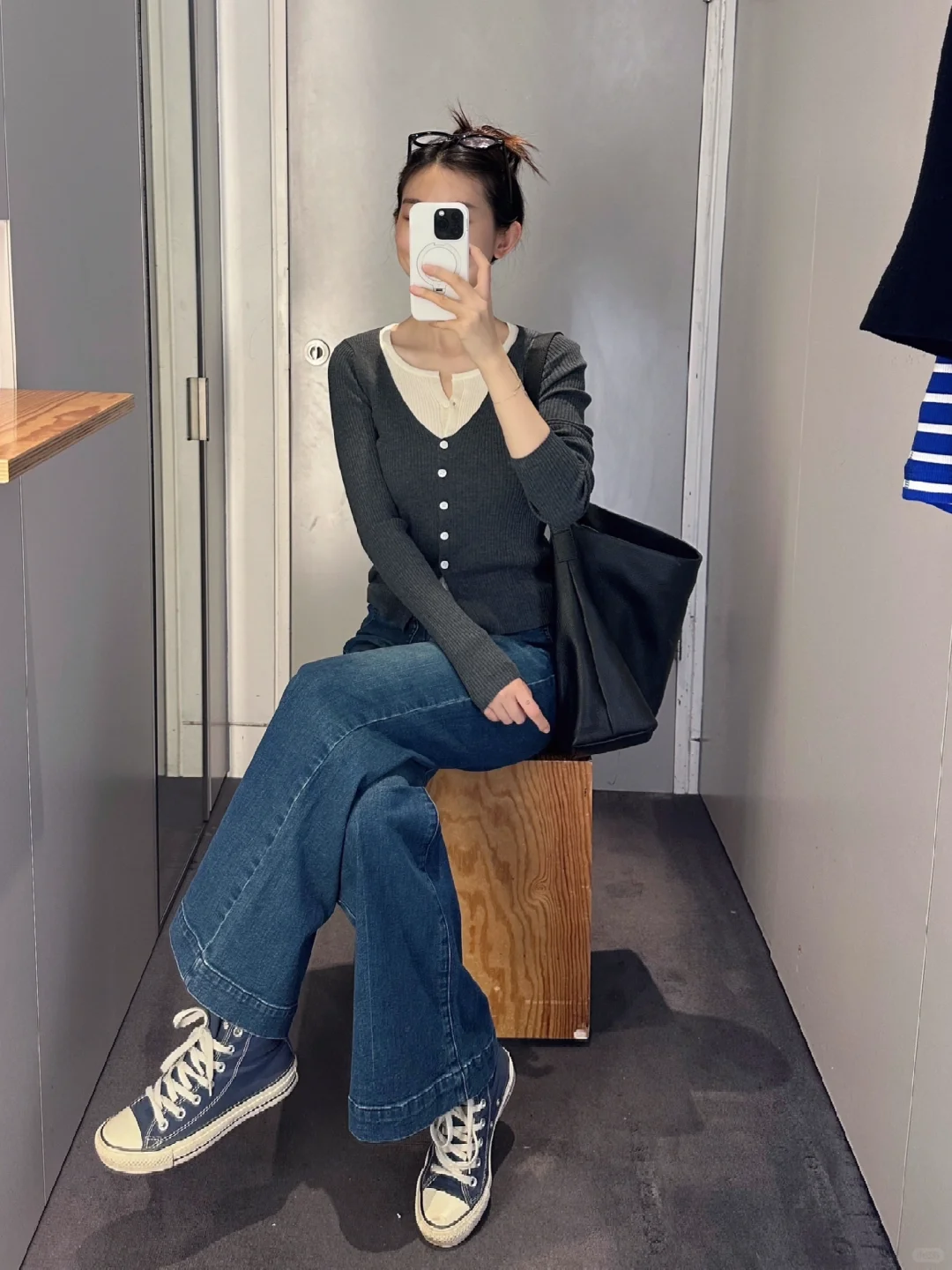 期待针织衫配牛仔的秋天快点到！