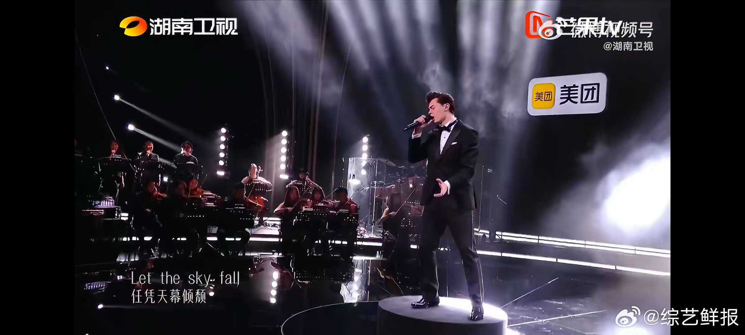歌手直播艾略特直接晋级歌王冲刺夜以歌声对抗崩塌与困境，艾略特完美诠释 Skyfa