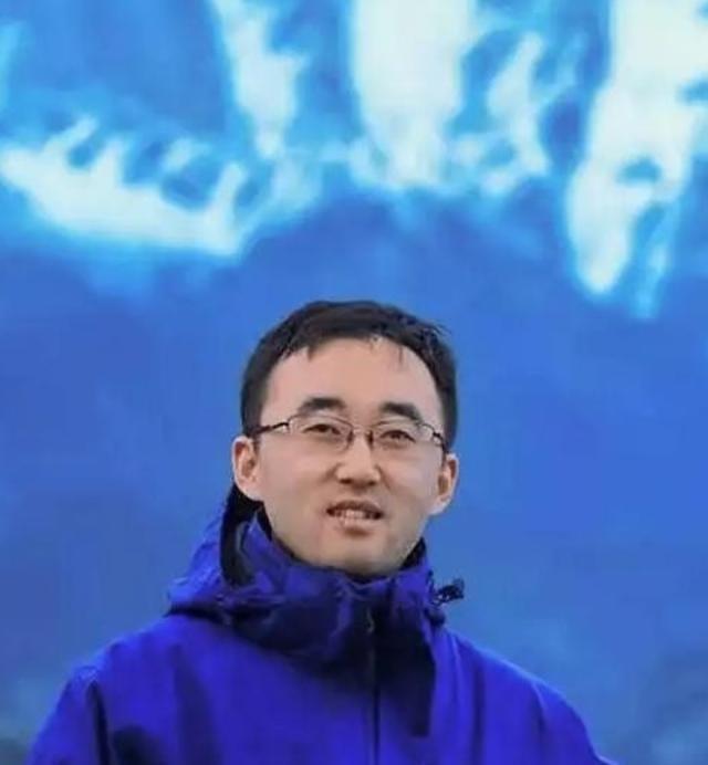 “中国就该被日本多占领几年！”“郑州暴雨是报应！”说出这两句丧尽天良的话的，居然