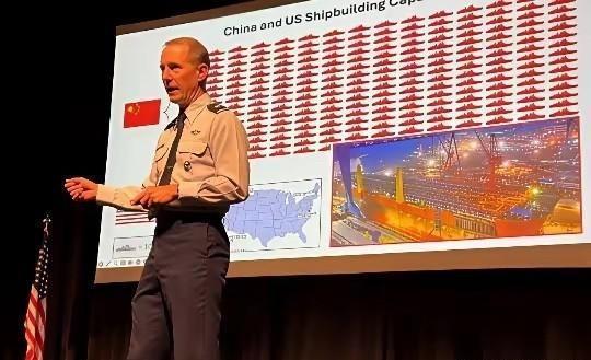 一旦开战，必须攻击美国本土，否则美国只胜不败，攻击美国本土的好处是，必定会把美国