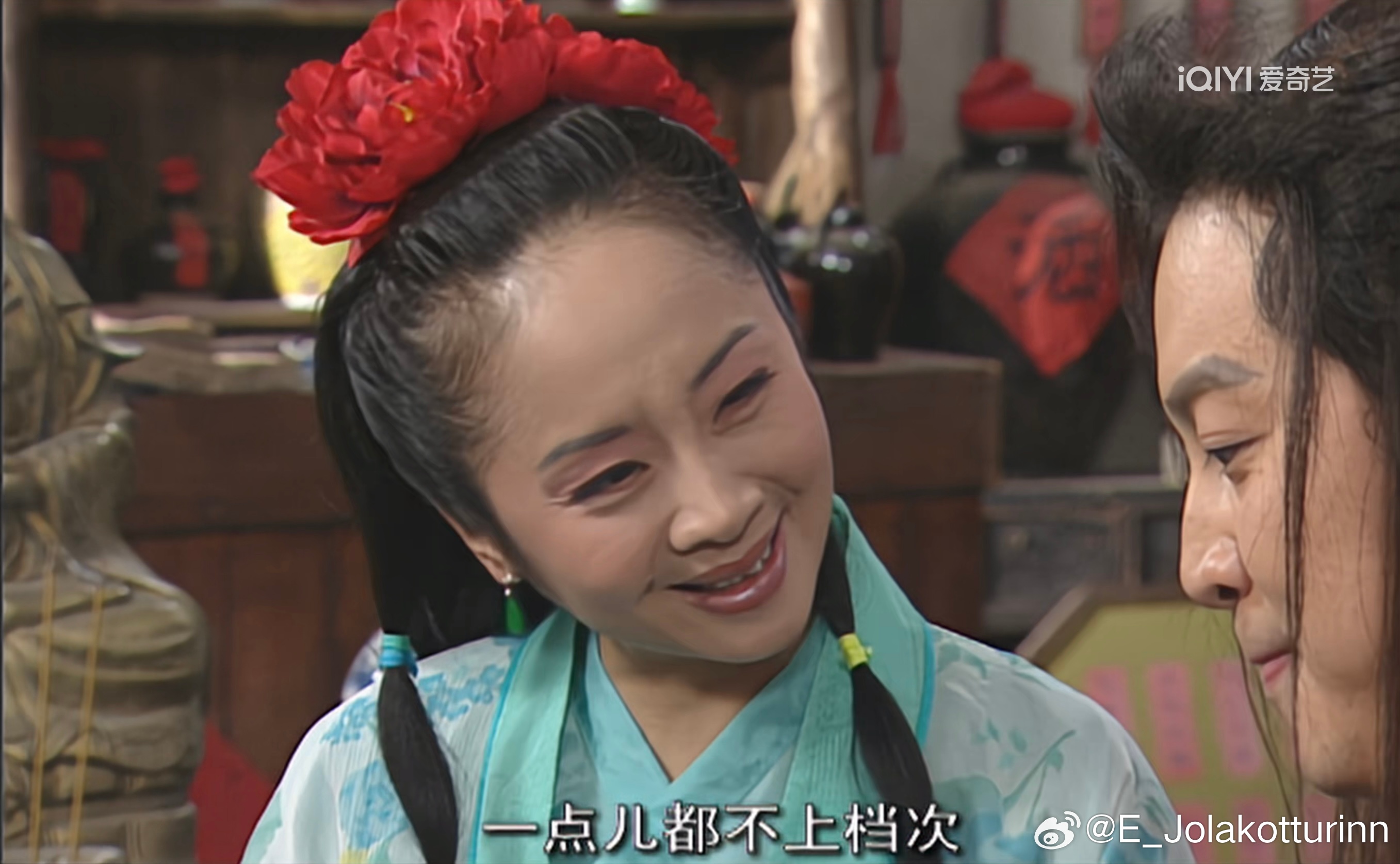 高市早苗又表演亲密外交每次看到高市早苗对着其他外国领导人献媚，我脑海里就浮现出这