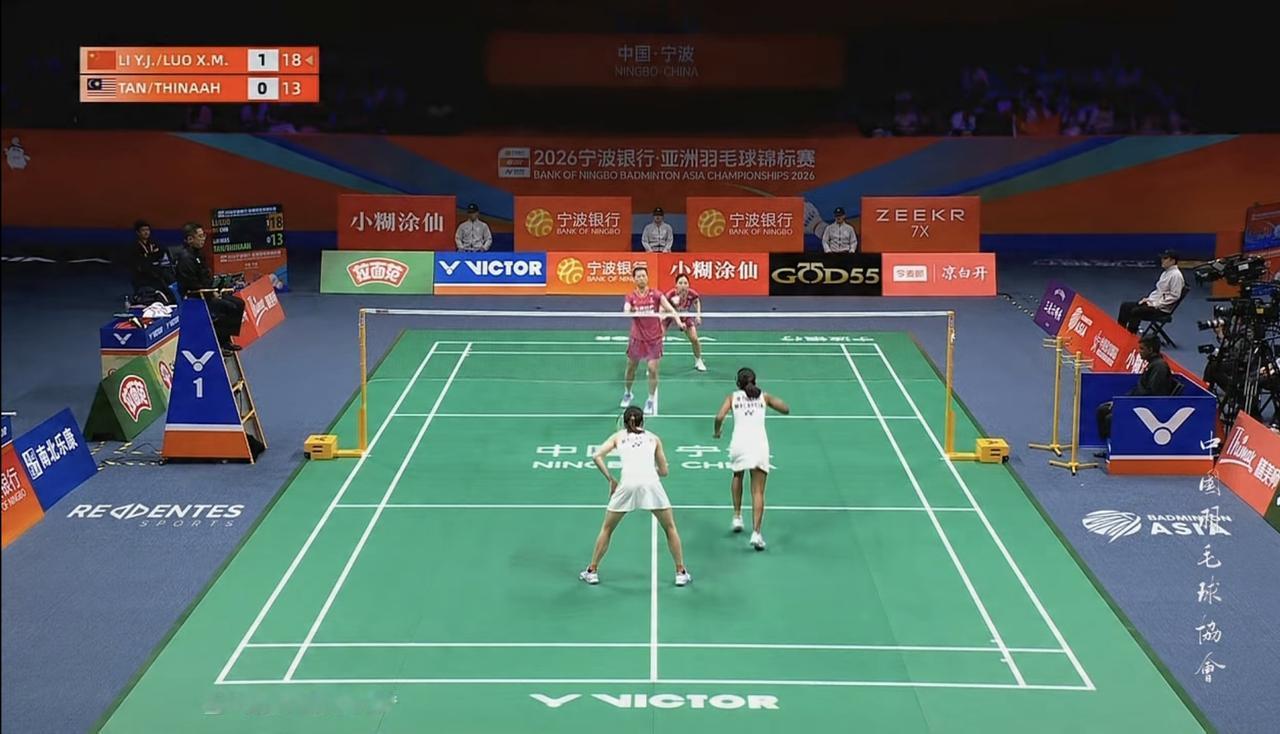 国羽女双李怡婧/罗徐敏横扫2号种子大马强档晋级半决赛，有望与圣坛组合会师决赛
