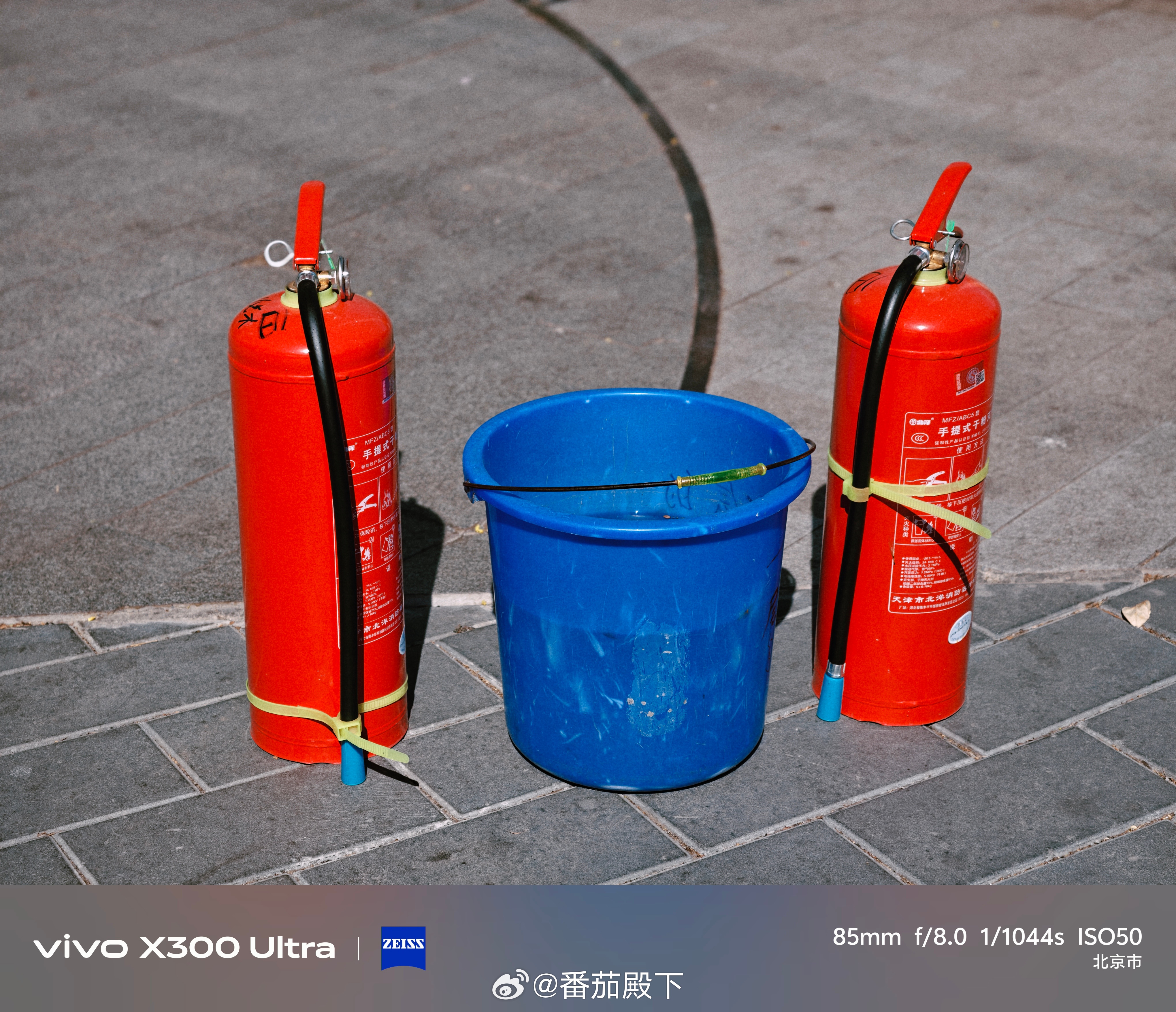 中国男人其实挺好的……如果是为了自己？必选Tesla Model 3。但为了家人