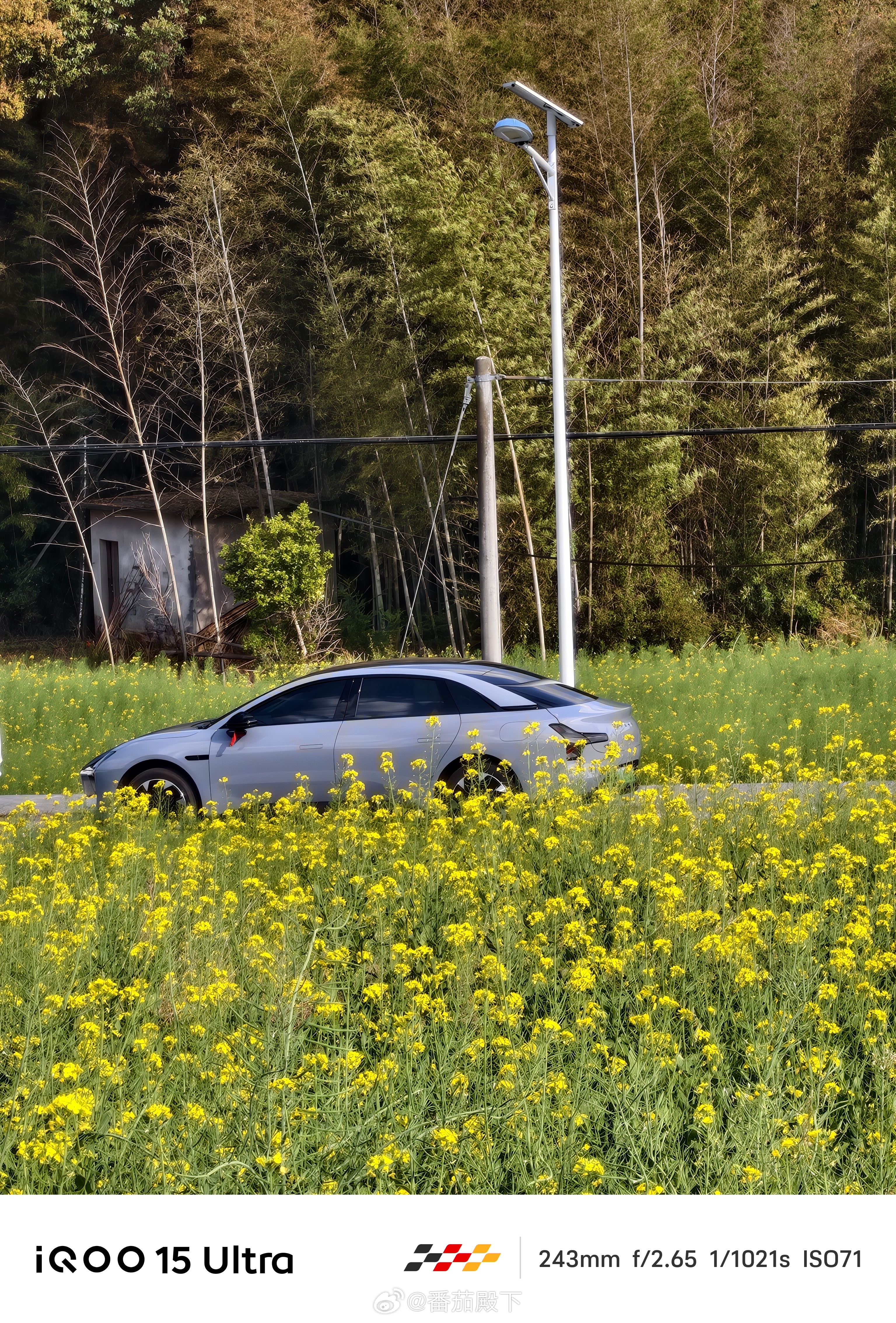 小鹏MONA M03 Max微月灰……哥这台车马上就“过时”了。因为2026款升