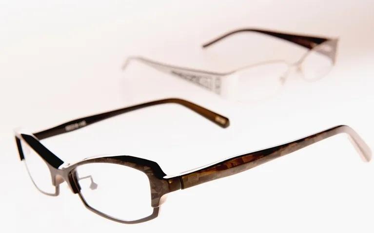 799元眼镜片只卖15元？看完这个暴利真相，很多人都被坑惨了！
 
最近「799