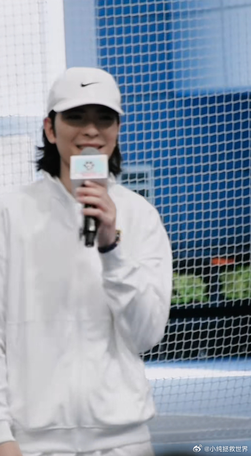 原来今天是萧敬腾生日萧敬腾0330生日快乐 祝我们的“雨神”生日大快乐！虽然大家