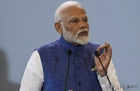 印度总理莫迪向乌克兰总统泽连斯基发出访问邀请，表示愿意推动乌克兰冲突的和平解决，