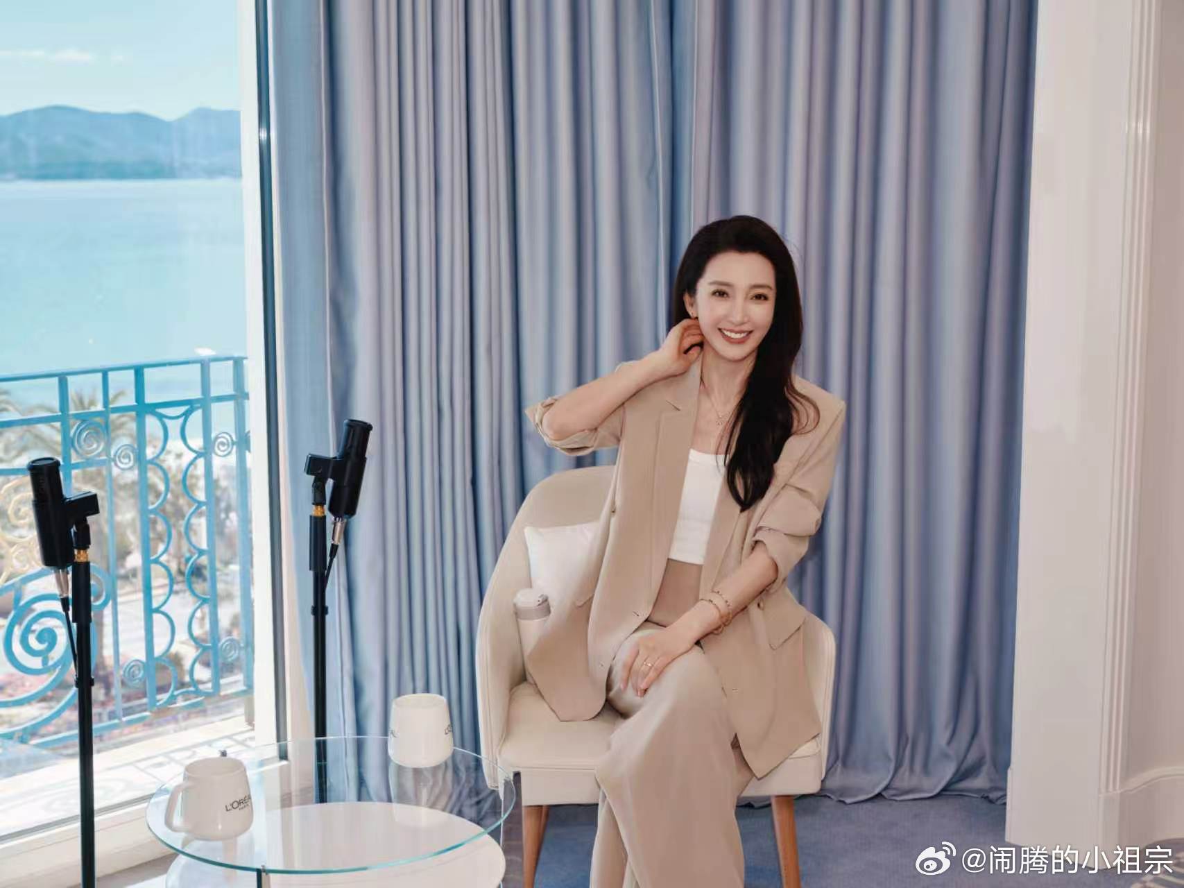 李冰冰近十年很少出现的原因从国内荧幕小花到国际知名影星，李冰冰一步步突破自我边界