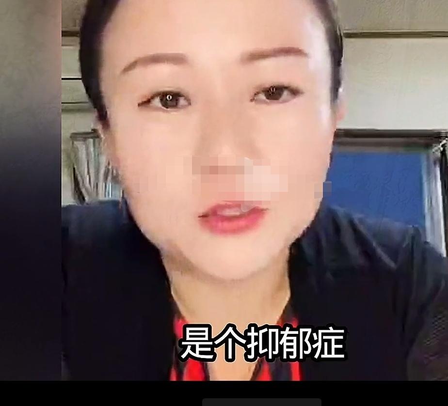 老杨现在开始焦虑了！
         两个年轻人在情感世界里不理性，值得理解，