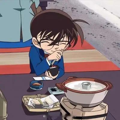 人在饥饿的时候只有一个烦恼，可一旦吃饱了就会有无数个烦恼。所以烦恼太多都是吃饱了