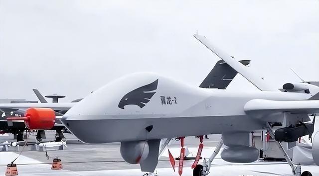 伊朗这一招是真高，伊朗在无人机事件上直接要求沙特、阿联酋作出说明，全程未提及中国