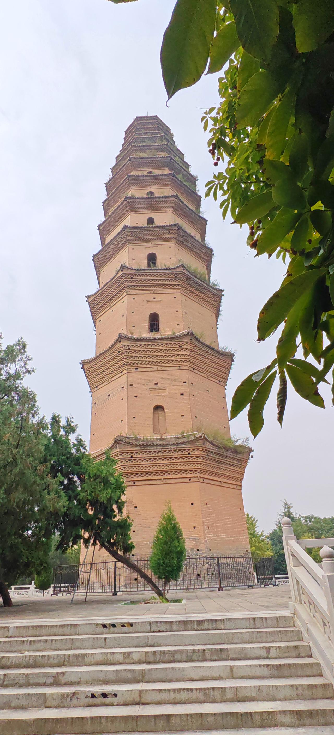 【高陵昭慧塔：渭北第一古塔，藏着一段大唐的“镇龙”传说】坐地铁10号线到昭慧广场