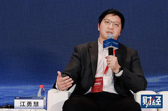 11月13日，“太湖世界文化论坛·钱塘对话”在浙江杭州举行，主题为“财富金融文化